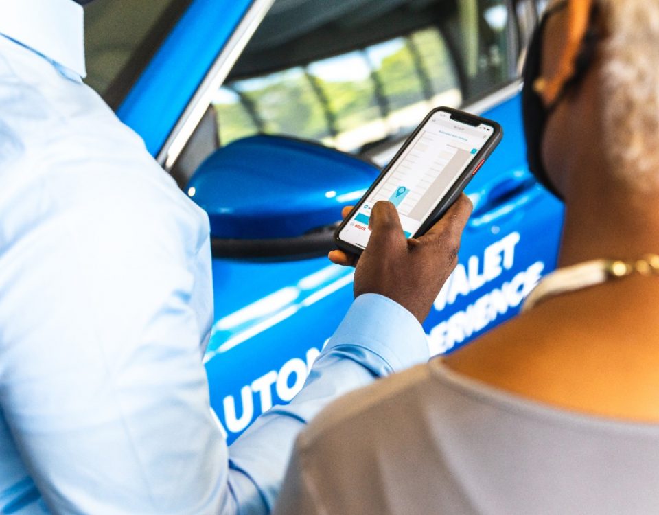 Veículo que estaciona por aplicativo