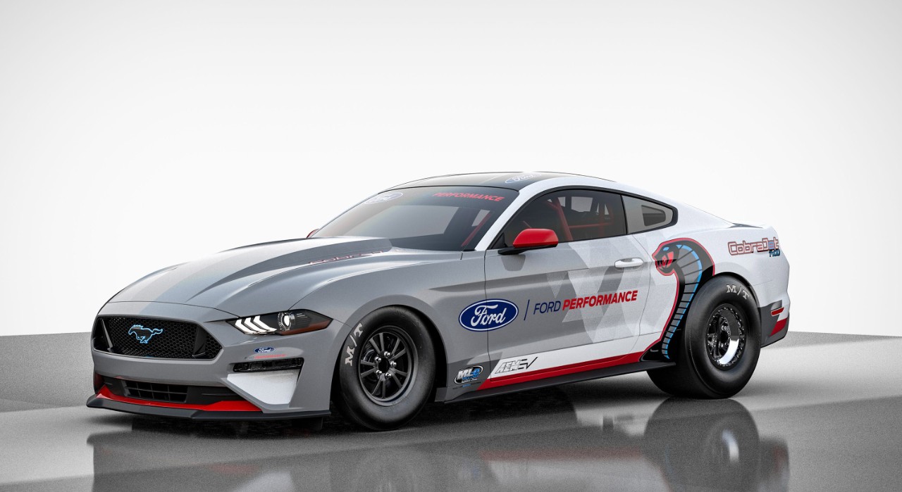 Mustang Cobra Jet 1400 o dragster elétrico da Ford Performance