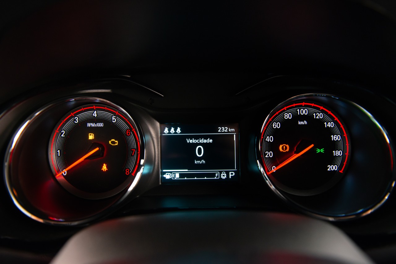 Lançamento: Chevrolet Onix RS o hatch ganha versão esportiva