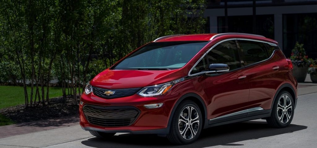 Chevrolet amplia número de concessionárias que vedem carro elétrico Bolt
