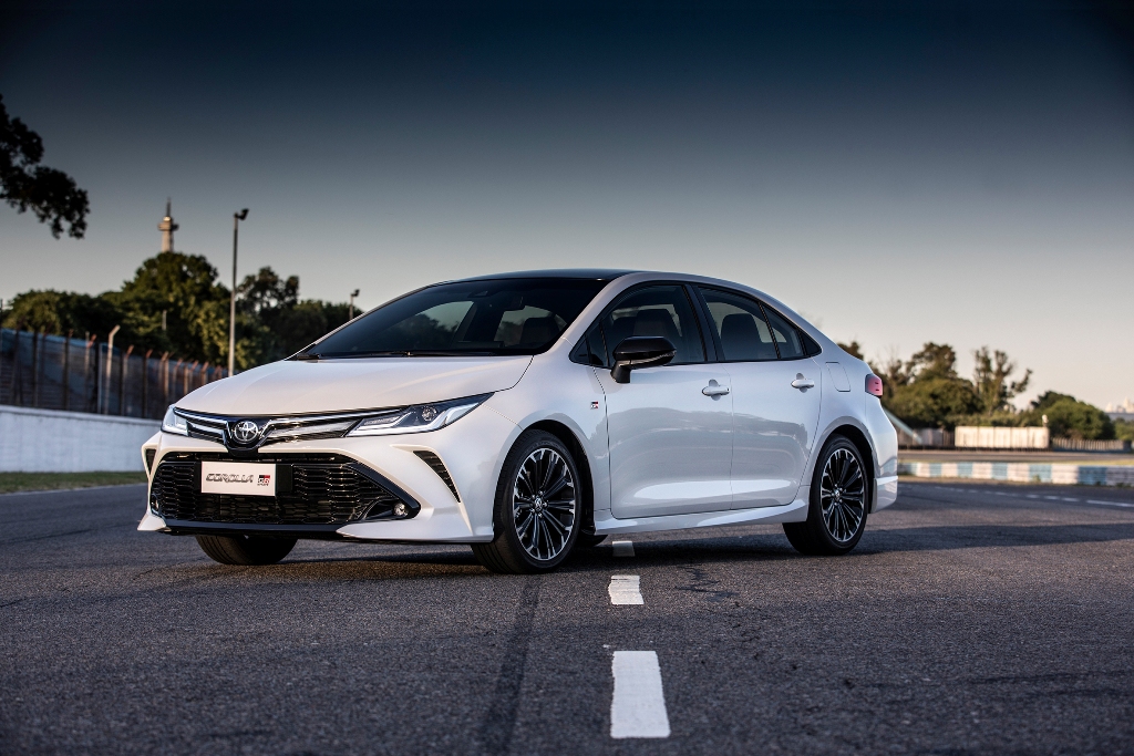 Lançamento: Toyota Corolla GR-S a versão esportivada do sedã