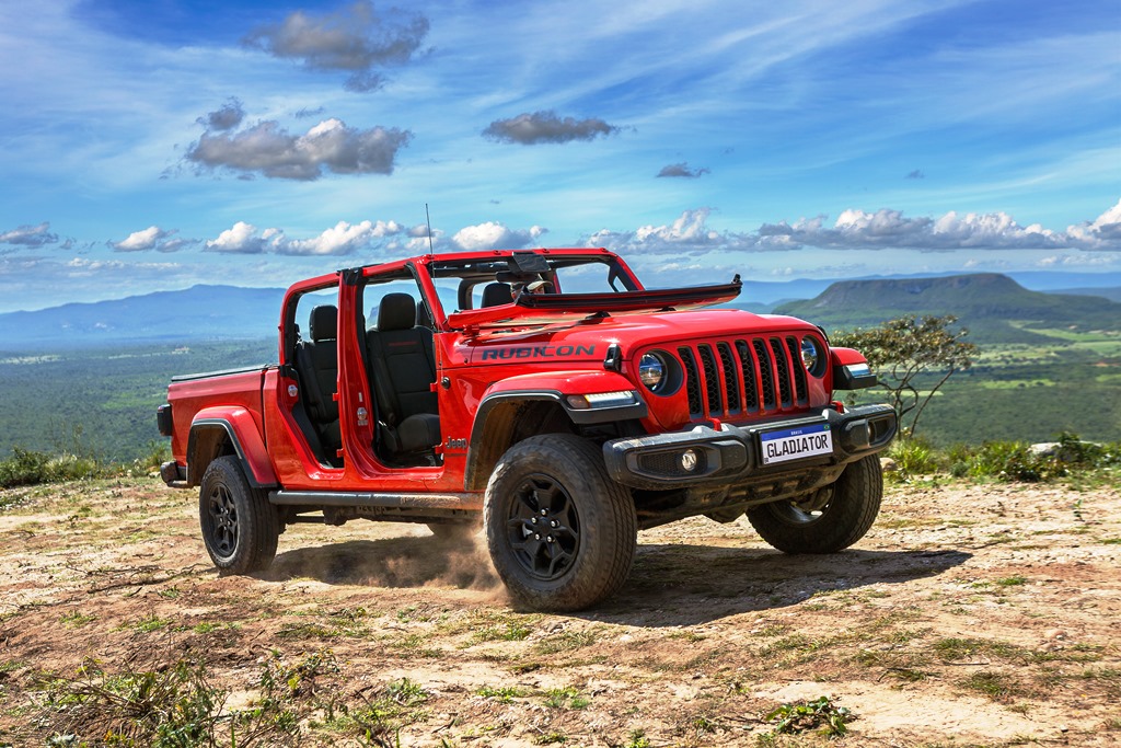 Lançamento: Picape Jeep Gladiator Rubicon 2022-sem as portas e para-brisa rebatido